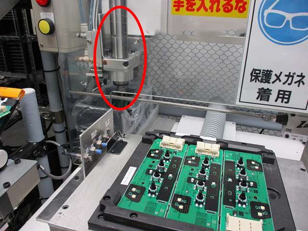 快速换刀PCB基板加工主轴.jpg